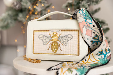 Glitzy Bee Clutch Insert